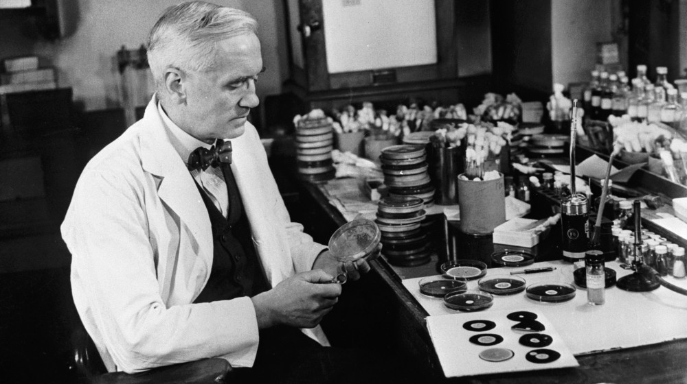 Устойчивые к антибиотикам супербактерии убивают уже сегодня