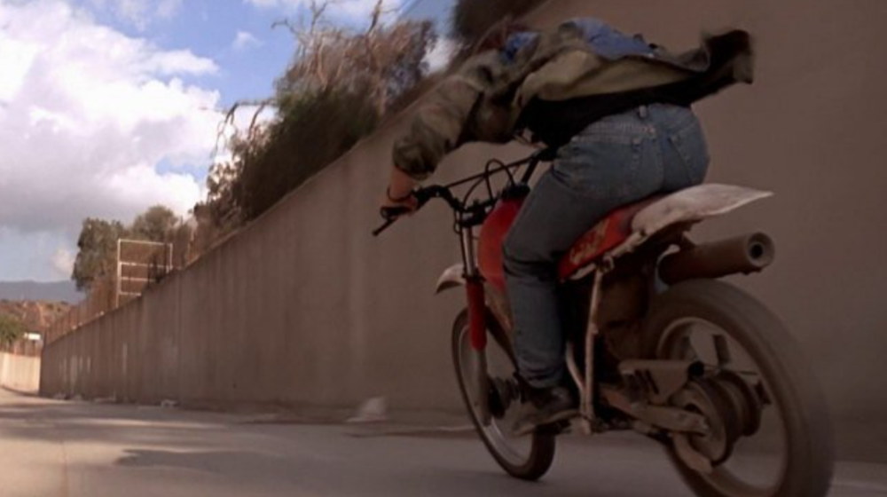 А были ли шансы у Джона Коннора на его мопеде?