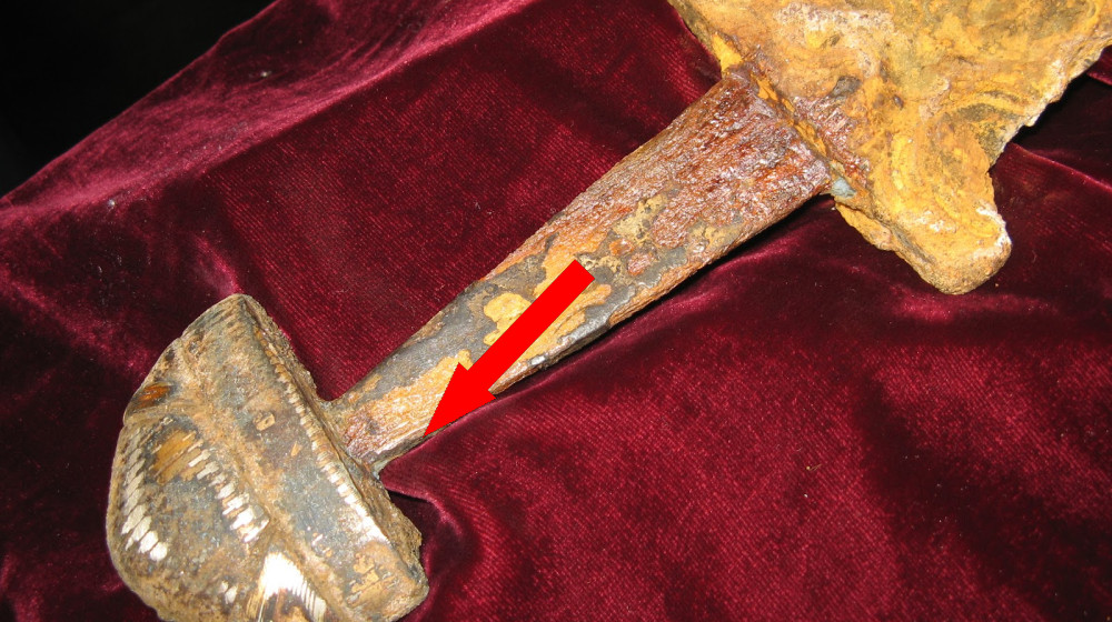 ТАЙНА СМЕРТИ СВЯТОСЛАВА ИГОРЕВИЧА: НЕРАЗГАДАННЫЙ КОД ГИБЕЛИ КНЯЗЯ ВОИНА