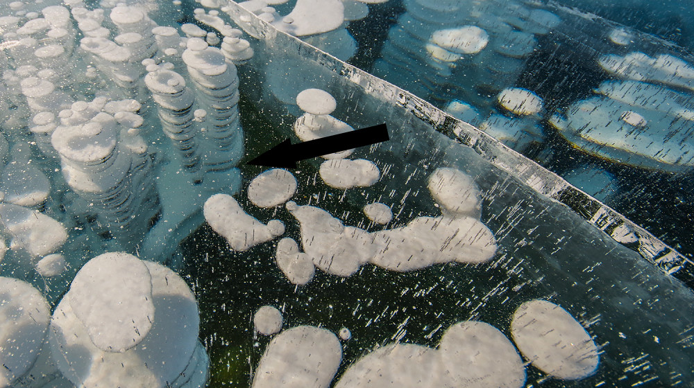 Таинственные ледяные круги на реке: загадка, которая удивляет ученых