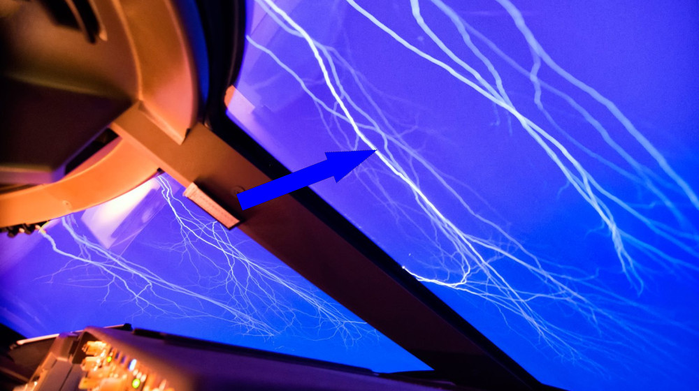 Тайна огней святого Эльма на кораблях: электрические разряды на мачтах