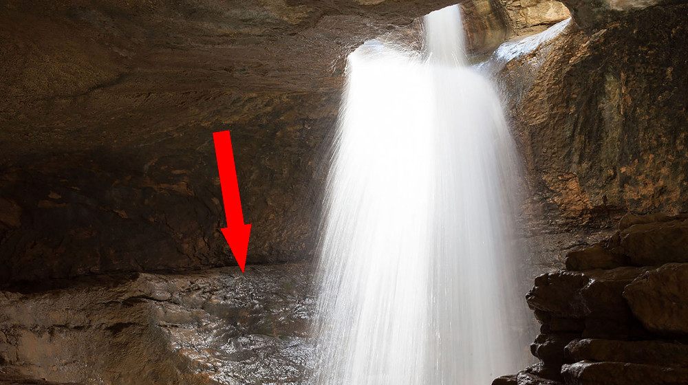 Загадочные водопады пустынь жаждут разгадок