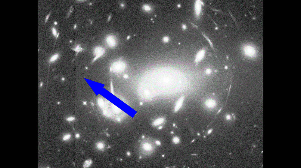 Кольца Эйнштейна раскрывают тайны космических иллюзий