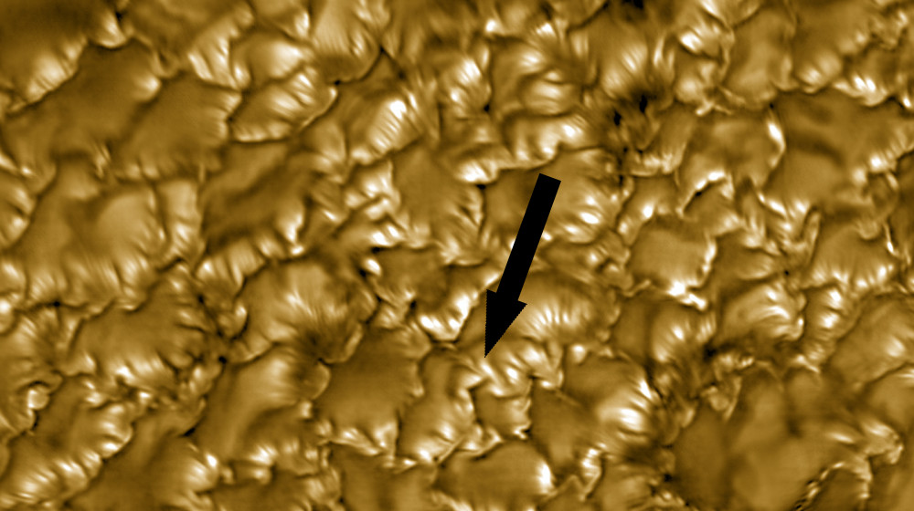  Powerful solar telescope unveils ultra-fine magnetic 'curtains' on the sun's surface 