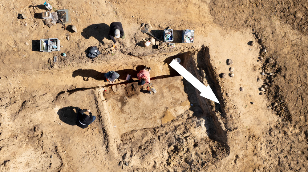  Viking Age burial of chieftain with 'enormous power' found in Denmark — and he may have served Harald Bluetooth 