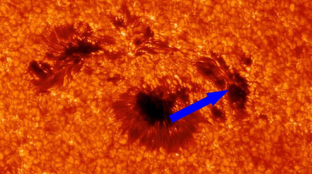  Scientists detect gargantuan 'pimple' that has plagued a star for at least 7 years 