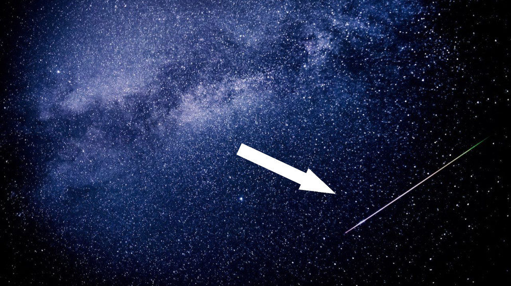 Как увидеть метеорный дождь Персеиды 2025 несмотря на полную Луну