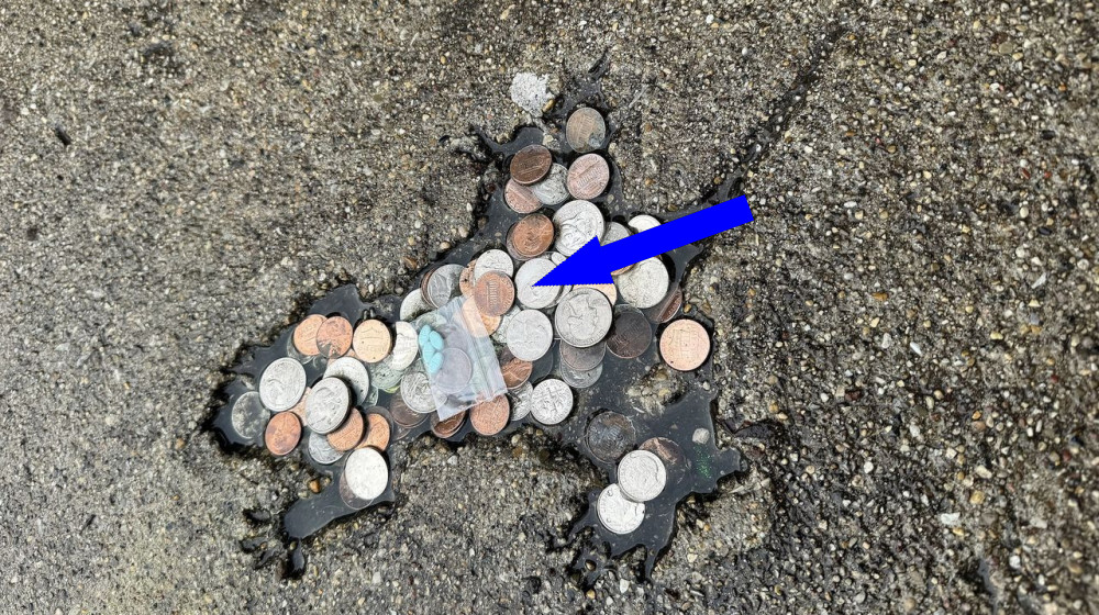 Расследование загадочного отверстия в Чикаго: кто на самом деле его создал?