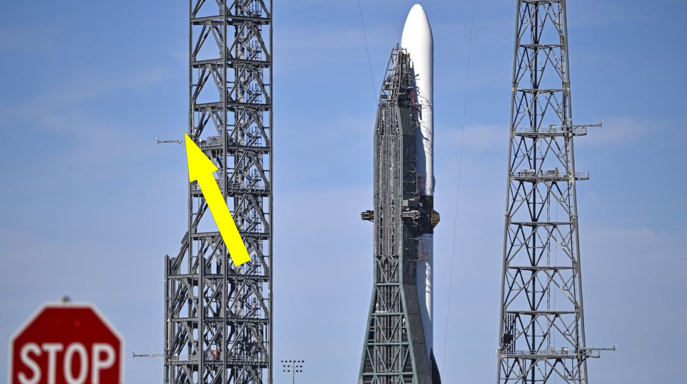 Грандиозный запуск марсианской миссии сорван мощной солнечной бурей