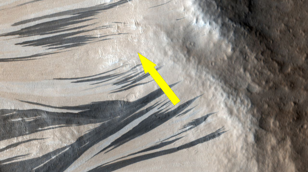 Миллионы загадочных черных «полос» на Марсе наконец раскрыты это 50-летняя тайна