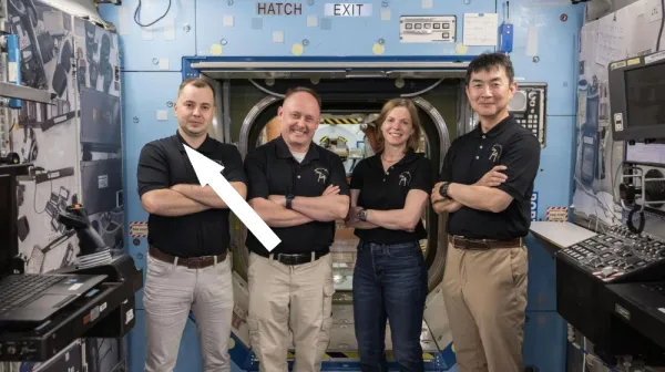 НАСА отменяет выход в открытый космос и готовит ранний ретрансляционный полёт экипажа из-за неотложных медучастий