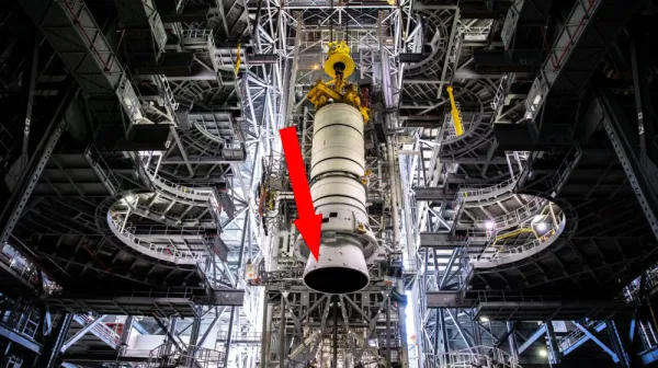 Артемида 2 готовится к запуску — самый мощный ракетный комплекс за последние десятилетия мчится к стартовой площадке