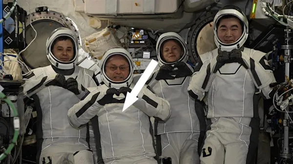 Необъяснимая медицинская катастрофа на МКС: астронавты возвращаются на Землю