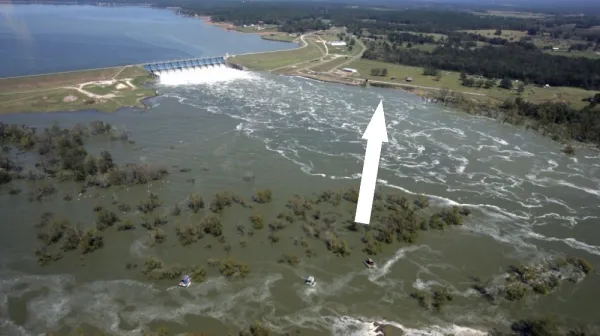  Thousands of dams in the US are old, damaged and unable to cope with extreme weather. How bad is it? 