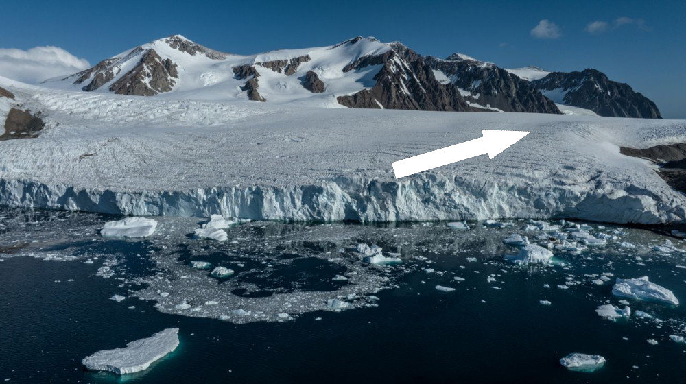  Antarctica's sea ice suddenly started shrinking a decade ago — and deep-diving robots are revealing why  