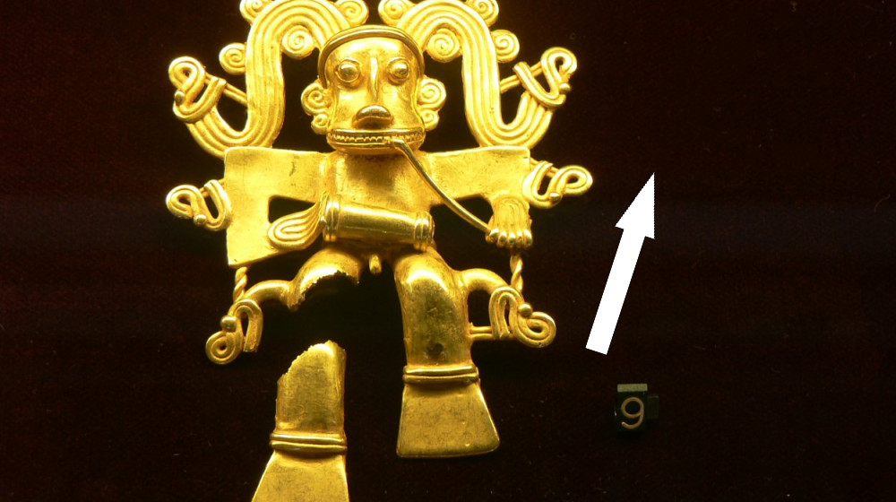  Miniature camelid effigy: A silver llama with a wry smile that the Inca crafted 600 years ago 